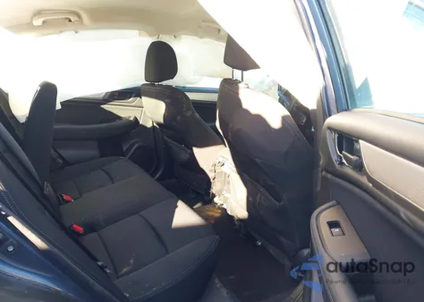 2017 Subaru Legacy 2.5I z USA, uszkodzony, nr VIN 4S3BNAA64H3033578